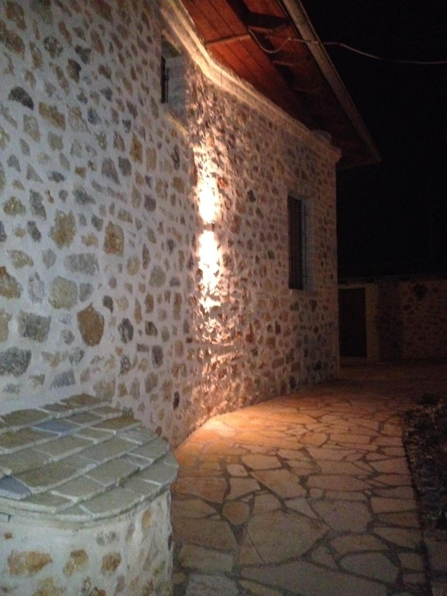 Yono'S Traditional House Ano Ravenia Exteriör bild